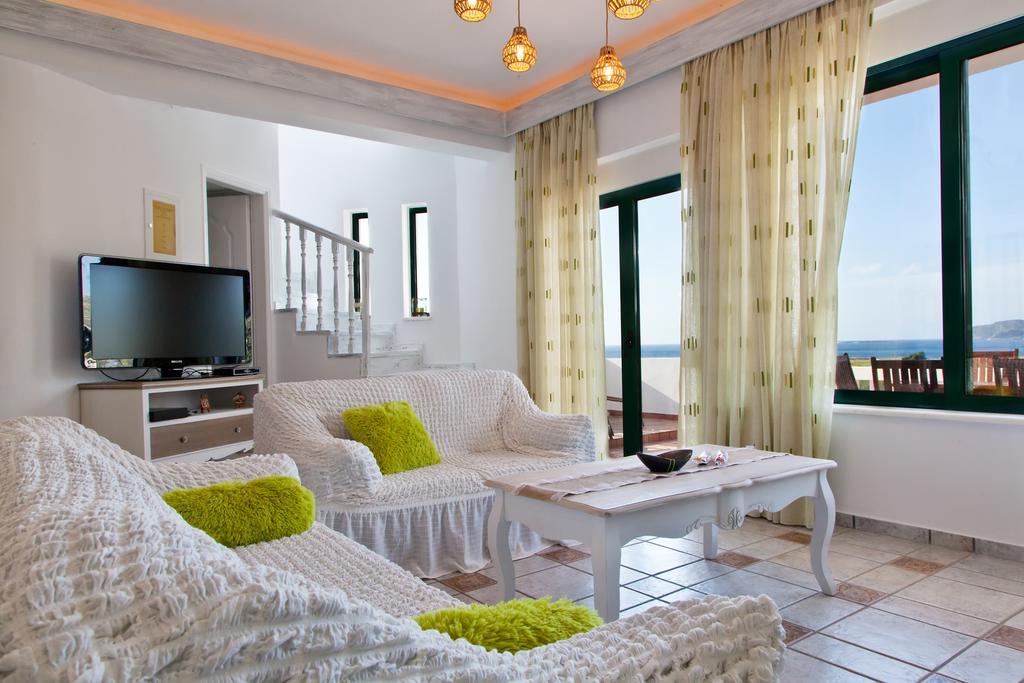Villa Smaragdi ファラサルナ エクステリア 写真