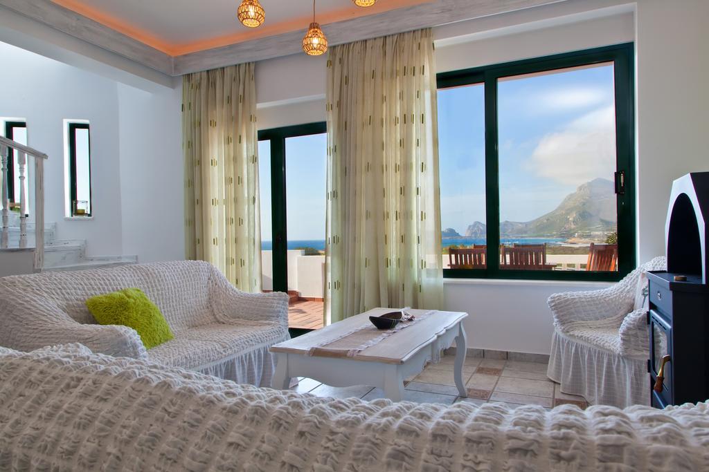 Villa Smaragdi ファラサルナ エクステリア 写真
