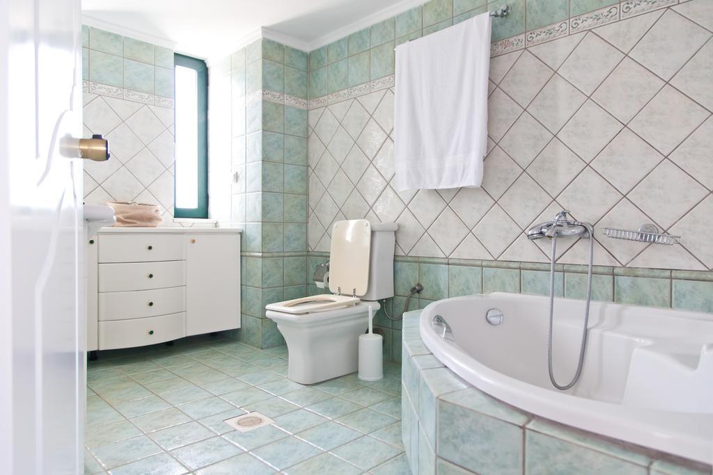 Villa Smaragdi ファラサルナ エクステリア 写真